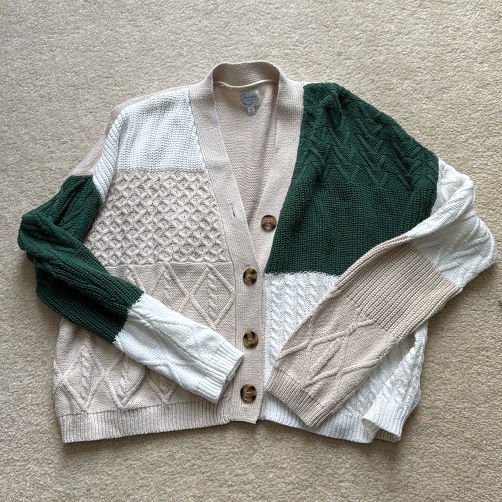 Women’s XS Cardigan